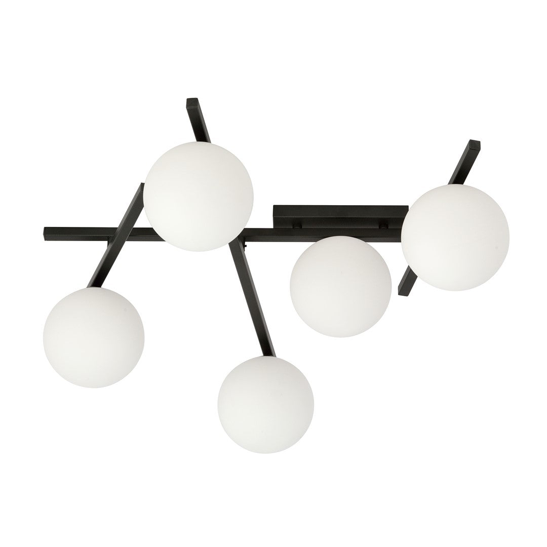 SEO Description: LUKKA šviestuvas yra modernių ir tradicinių interjerų serija, puikiai apšviečianti erdves. Stiklo šešėliai suteikia elegancijos ir lengvumo, o minimalistinis dizainas efektyviai apšviečia plotus.